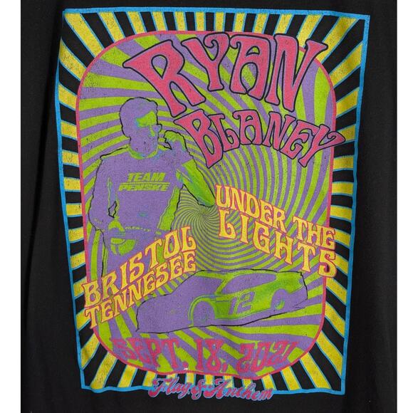 Ryan Blaney T Shirt M NASCAR 2021 Bristol Tennessee Under Lights Men Graphic Tee - Picture 2 of 4